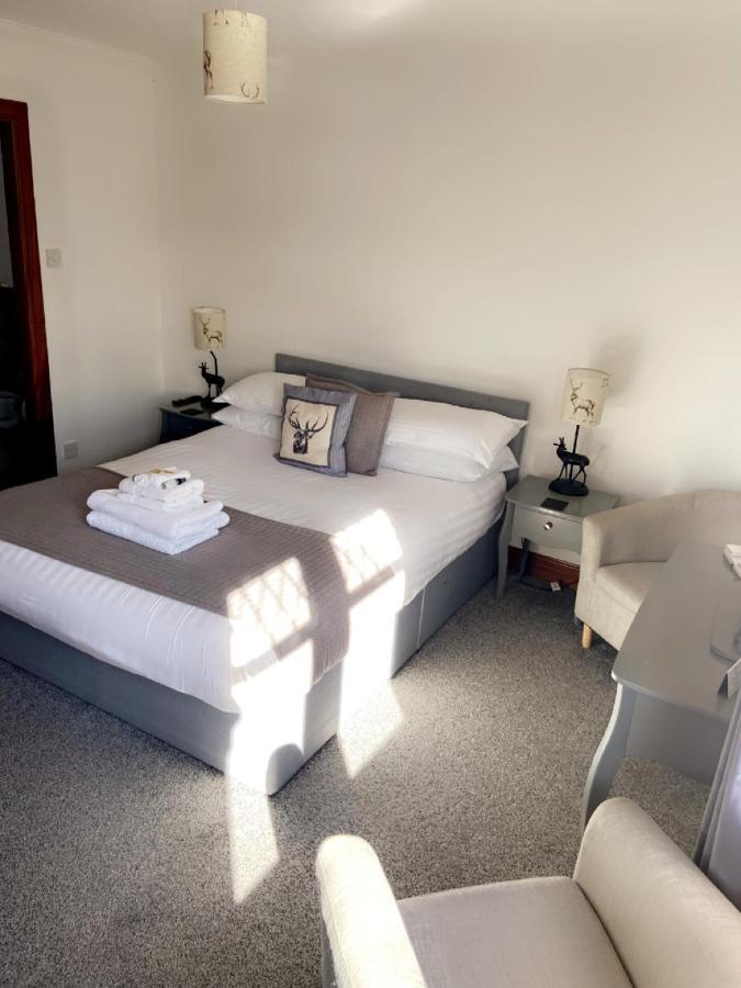 Victoria House Bed And Breakfast Форт-Вільям Екстер'єр фото